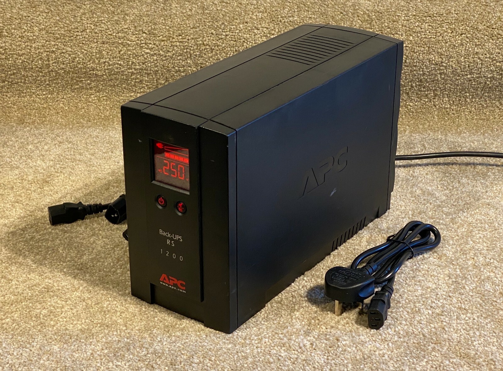 APC 1200VA UPS